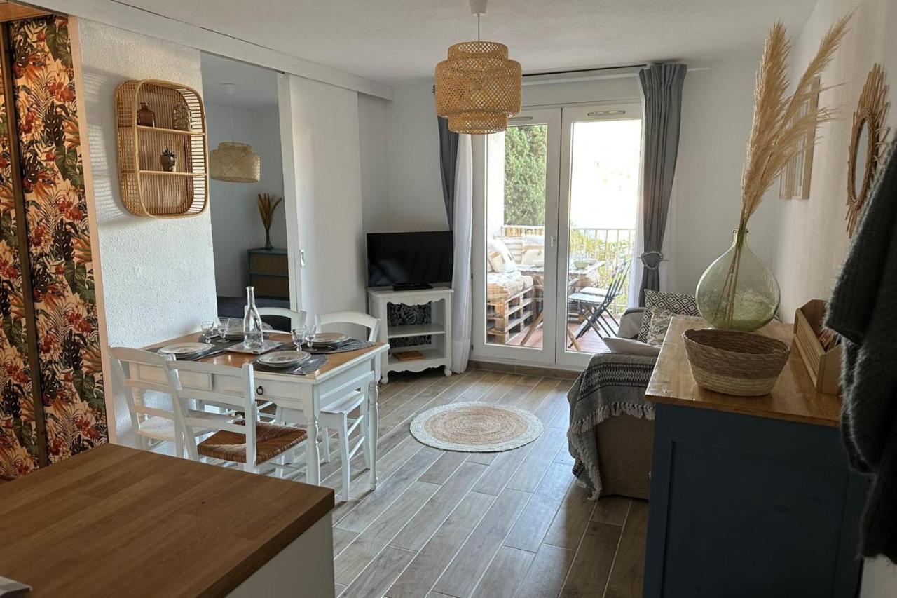 Very Cosy Apartment At 200 M From The Beaches La Londe-les-Maures Exterior foto